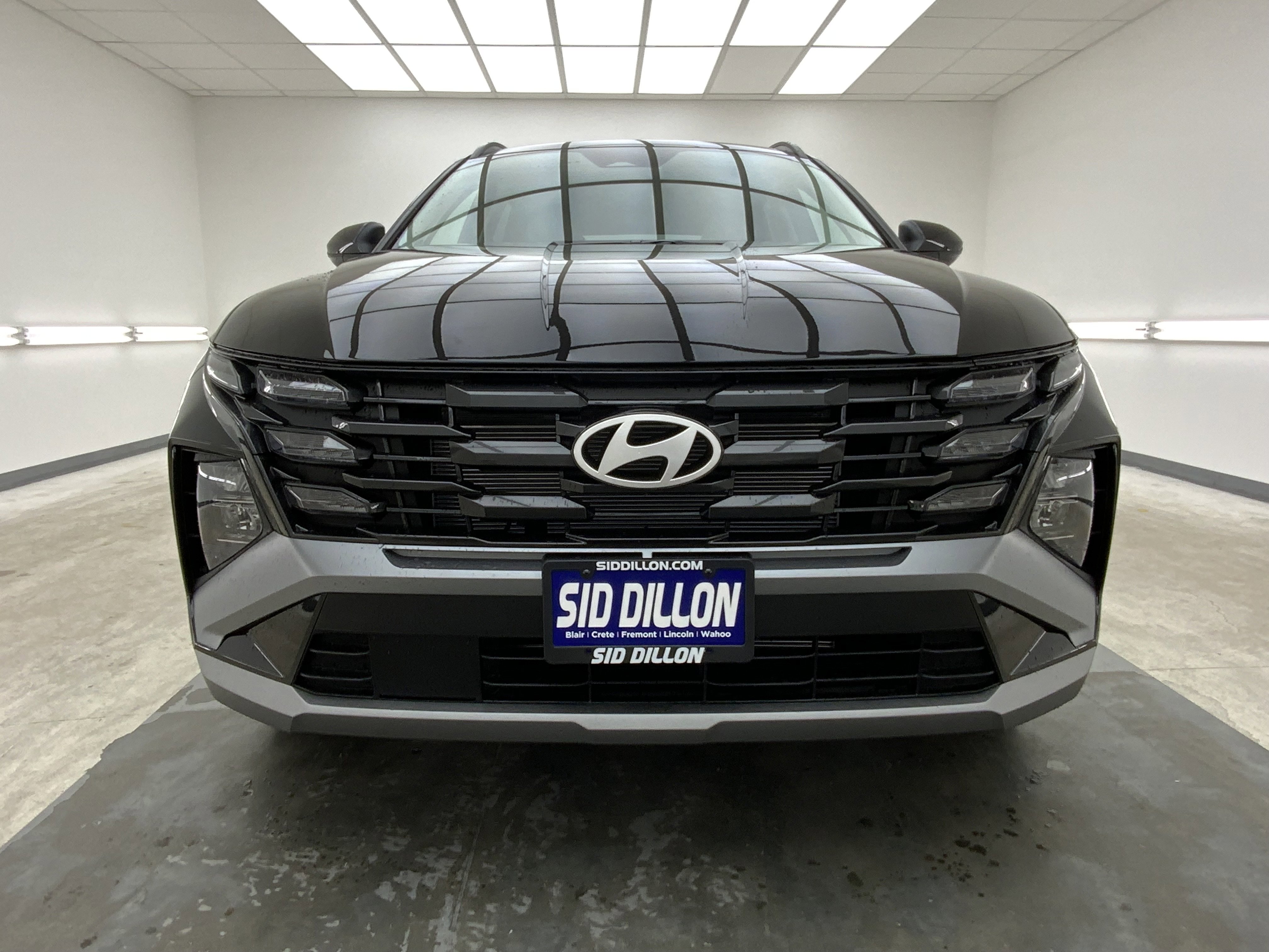 New 2026 Phantom Black Hyundai SEL image 3