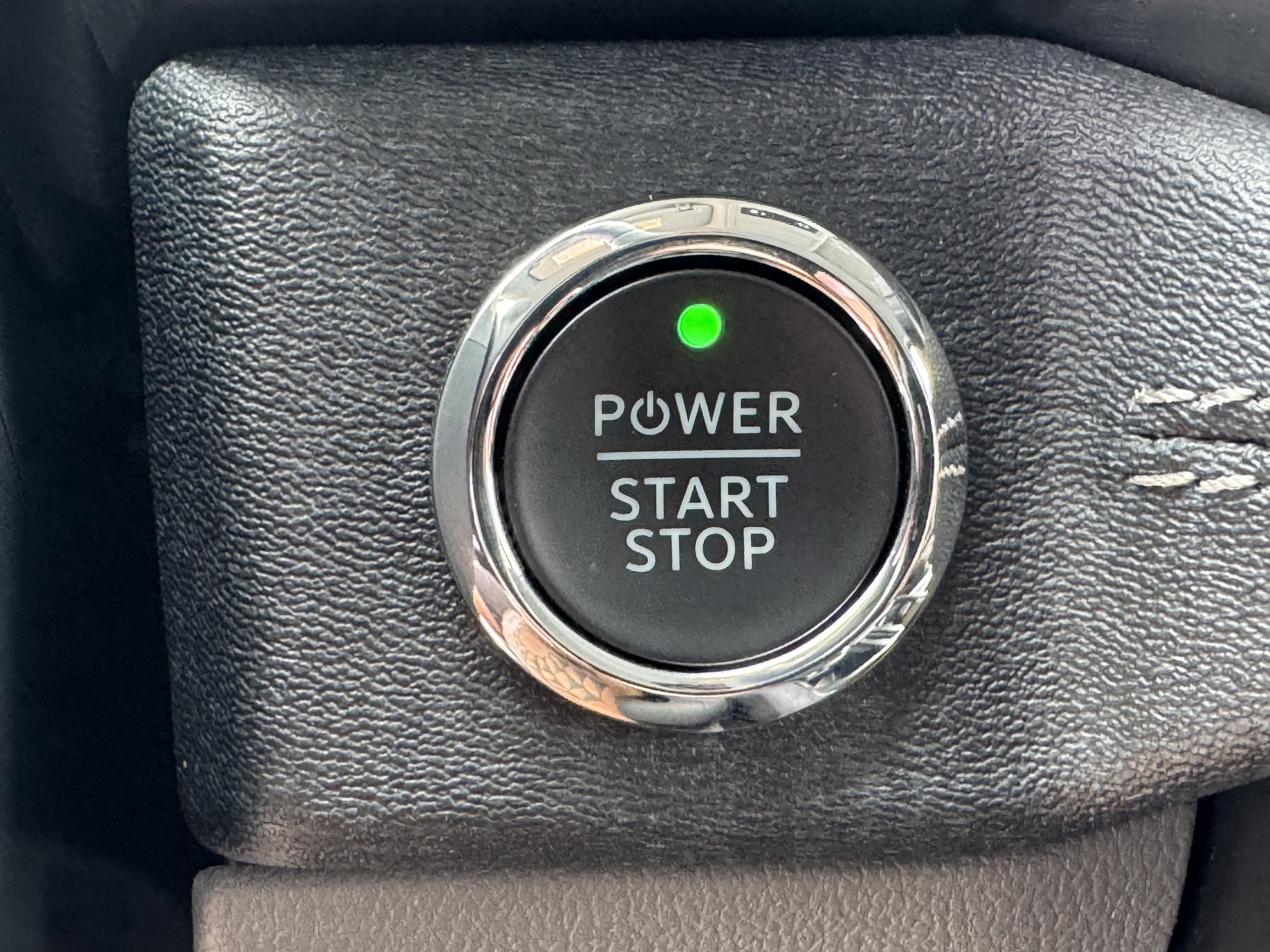 2025 Ford F-150 Lightning Flash - Photo 20
