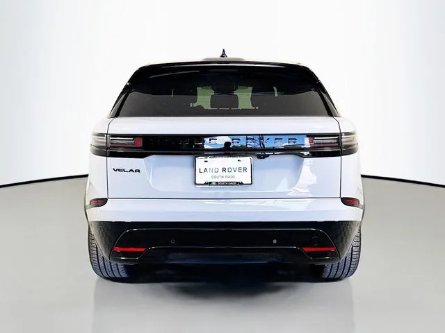 New 2026 Arroios Grey Land Rover P250 Base image 6