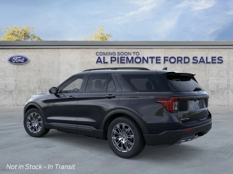 New 2026 Agate Black Metallic Ford Active image 4
