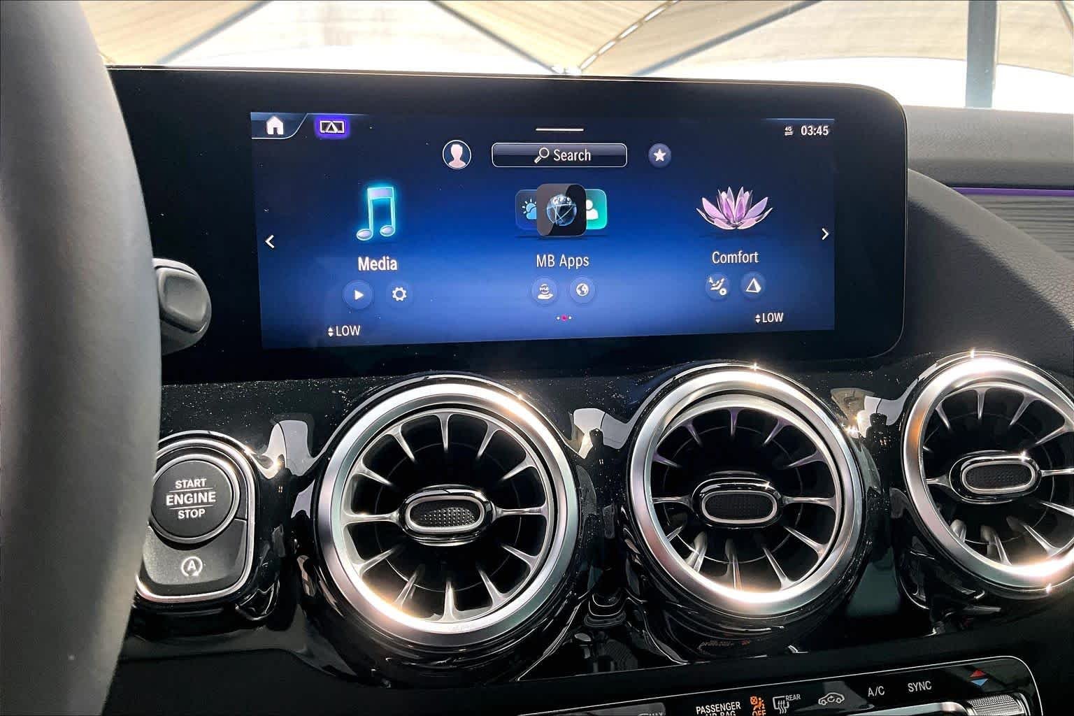New 2026 Polar White Mercedes-Benz GLA 250 image 14