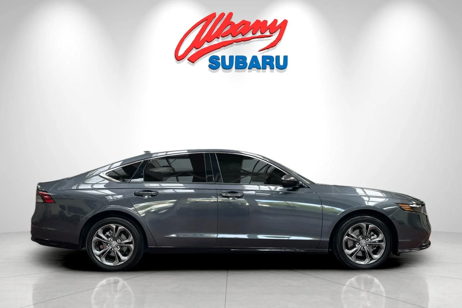 Used 2024 Meteorite Gray Metallic Honda EX-L image 3