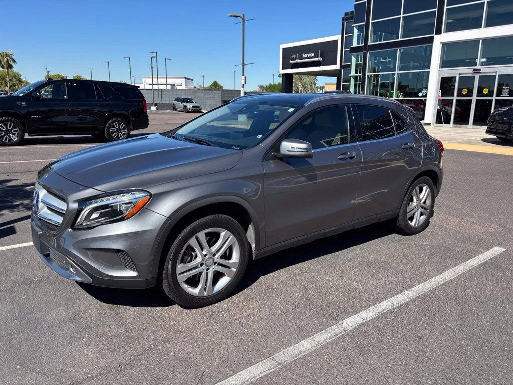 Used 2016 Gray Mercedes-Benz GLA 250 image 3