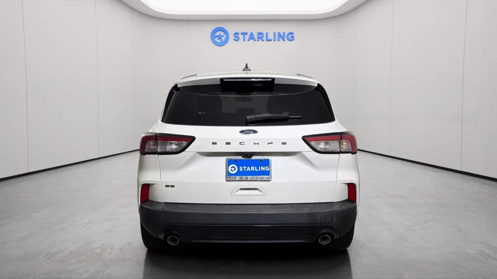 Used 2022  Ford SE image 7