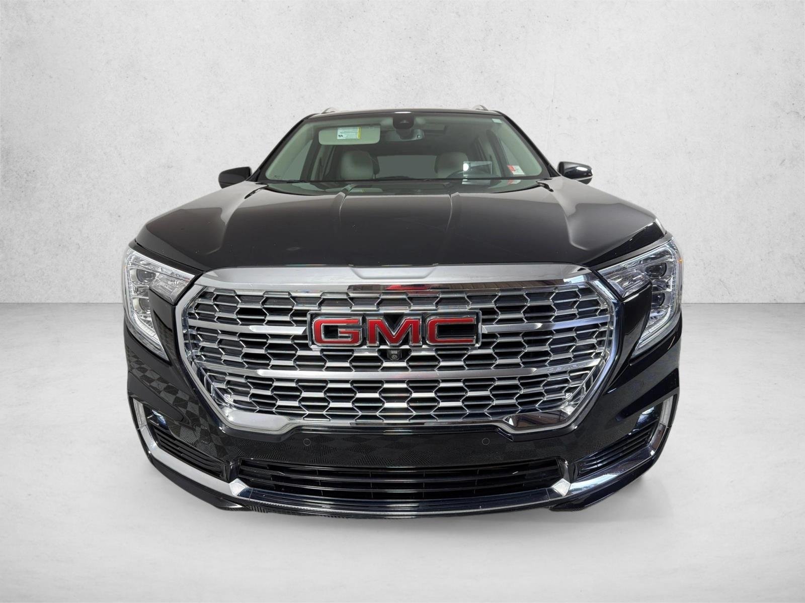 Used 2022 Ebony Twilight Metallic GMC Denali image 10