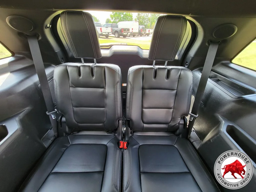 Used 2016 Black Ford Limited image 17