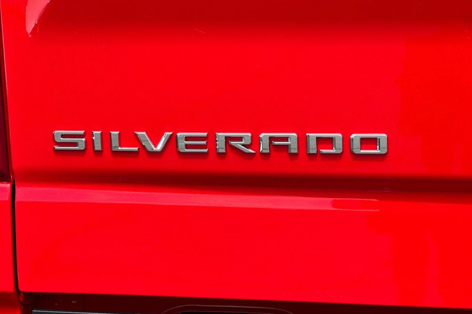 New 2026 Red Hot Chevrolet LT (2FL) image 26