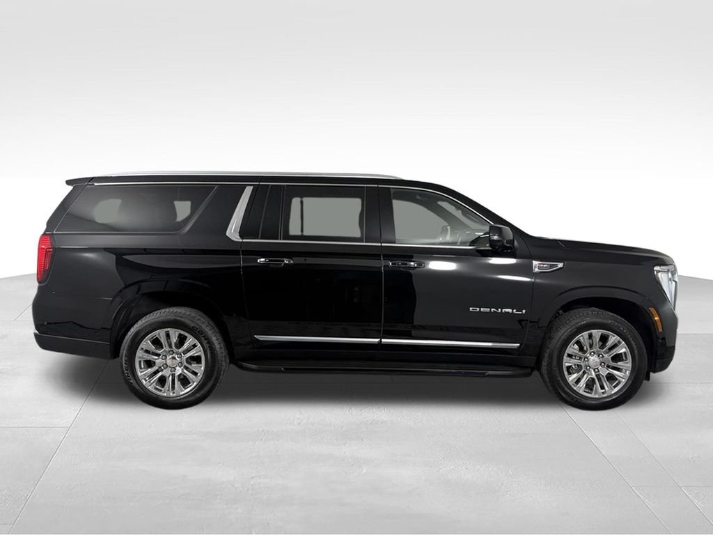Used 2025 Onyx Black GMC Denali image 5