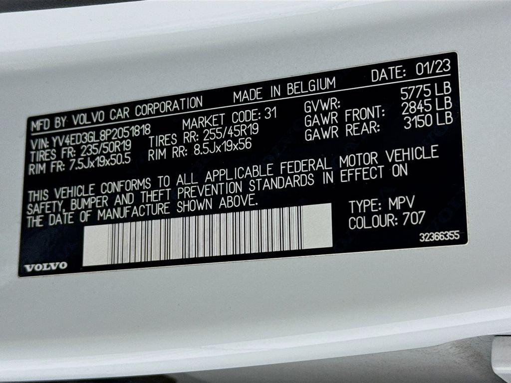 Used 2023 White Volvo Twin Plus image 27