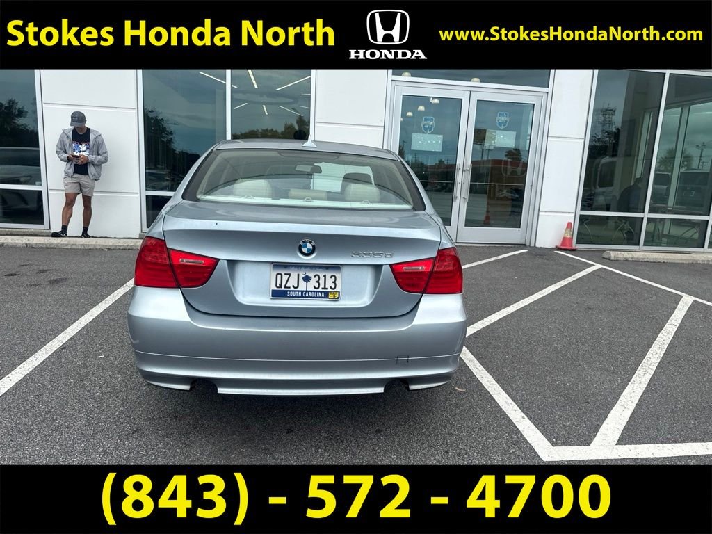 Used 2010 Blue BMW 335d image 2