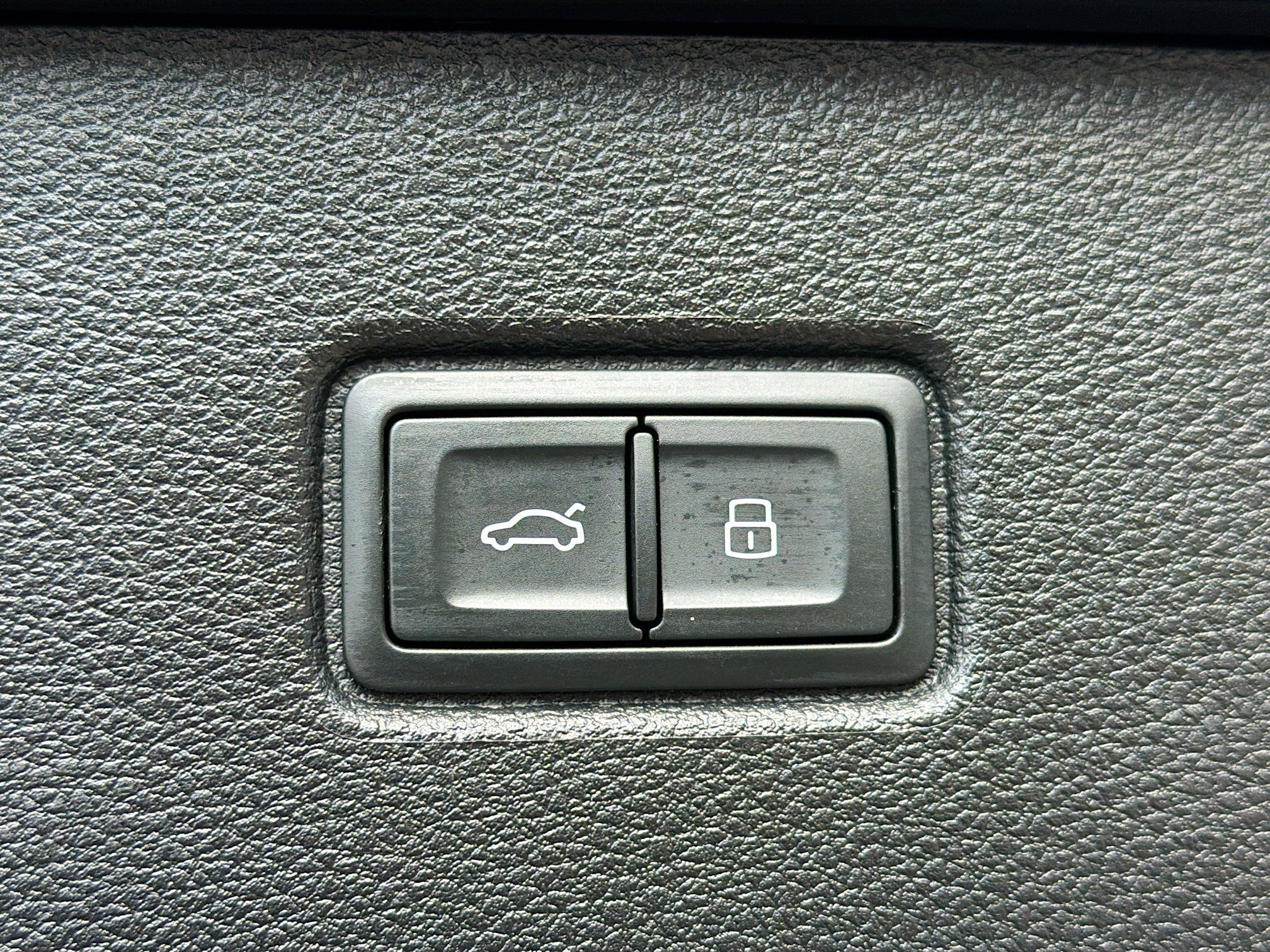 Used 2023  Audi Premium Plus image 12