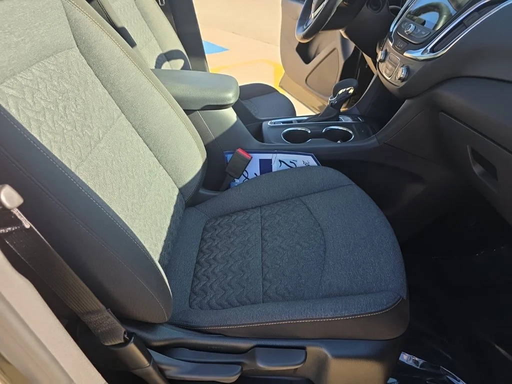 2024 Chevrolet Equinox LT - Photo 24