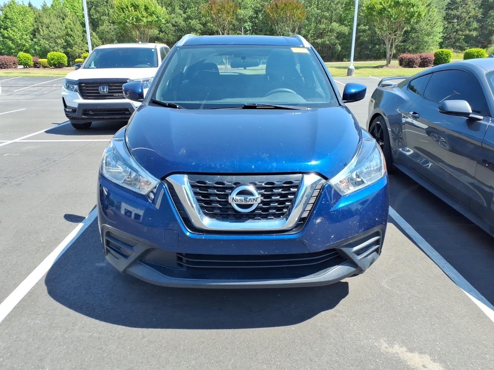 Used 2018 Nissan Kicks SV with VIN 3N1CP5CU1JL523765 for sale in Henderson, NC