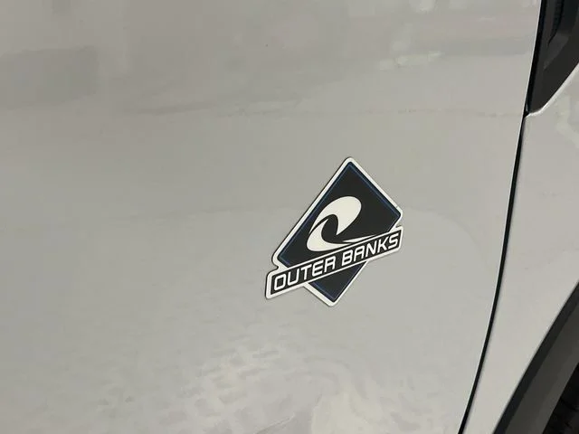 New 2026 Space White Metallic Ford Outer Banks image 12