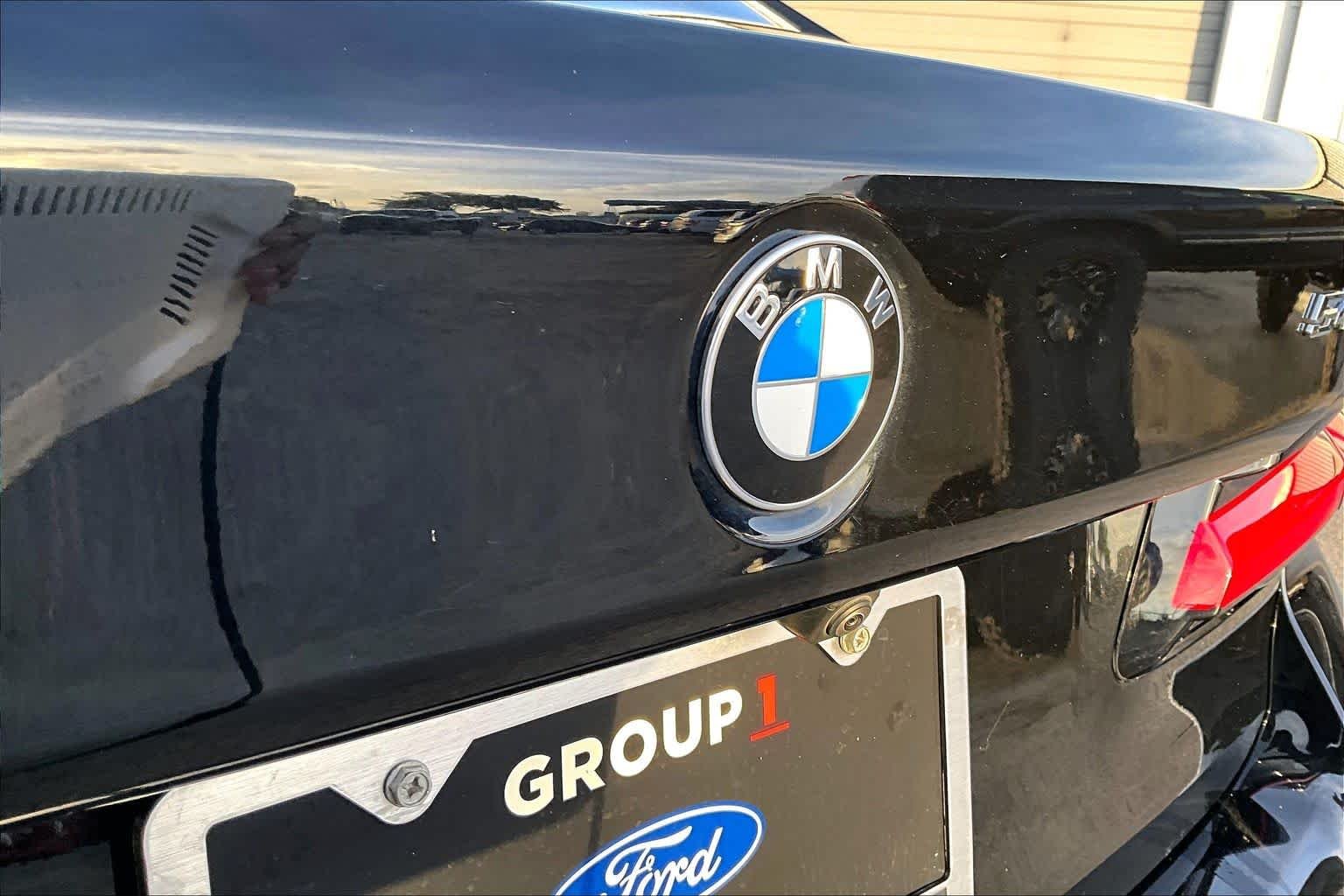 Used 2022 Black Sapphire Metallic BMW 540i image 30