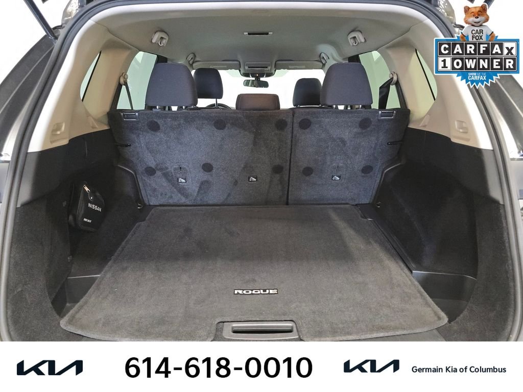 Used 2023 Gray Nissan S image 21