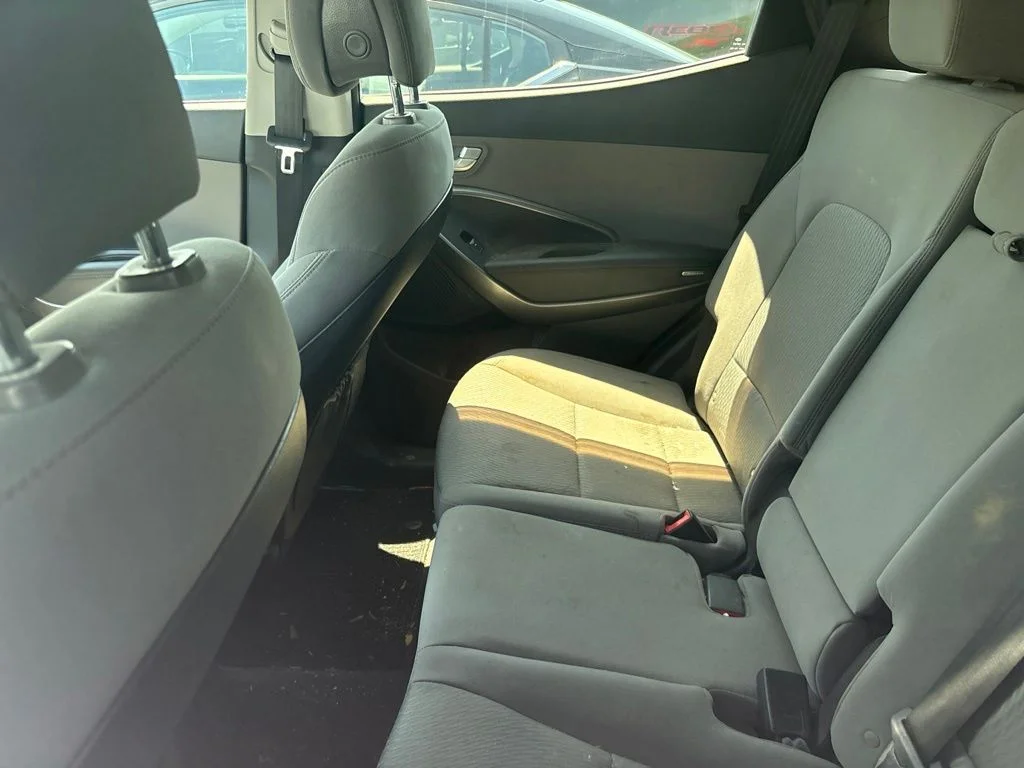 Used 2018 White Hyundai 2.4 Base image 19