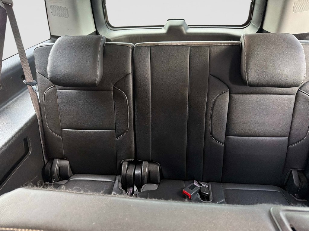 Used 2016 Black Chevrolet LT image 17