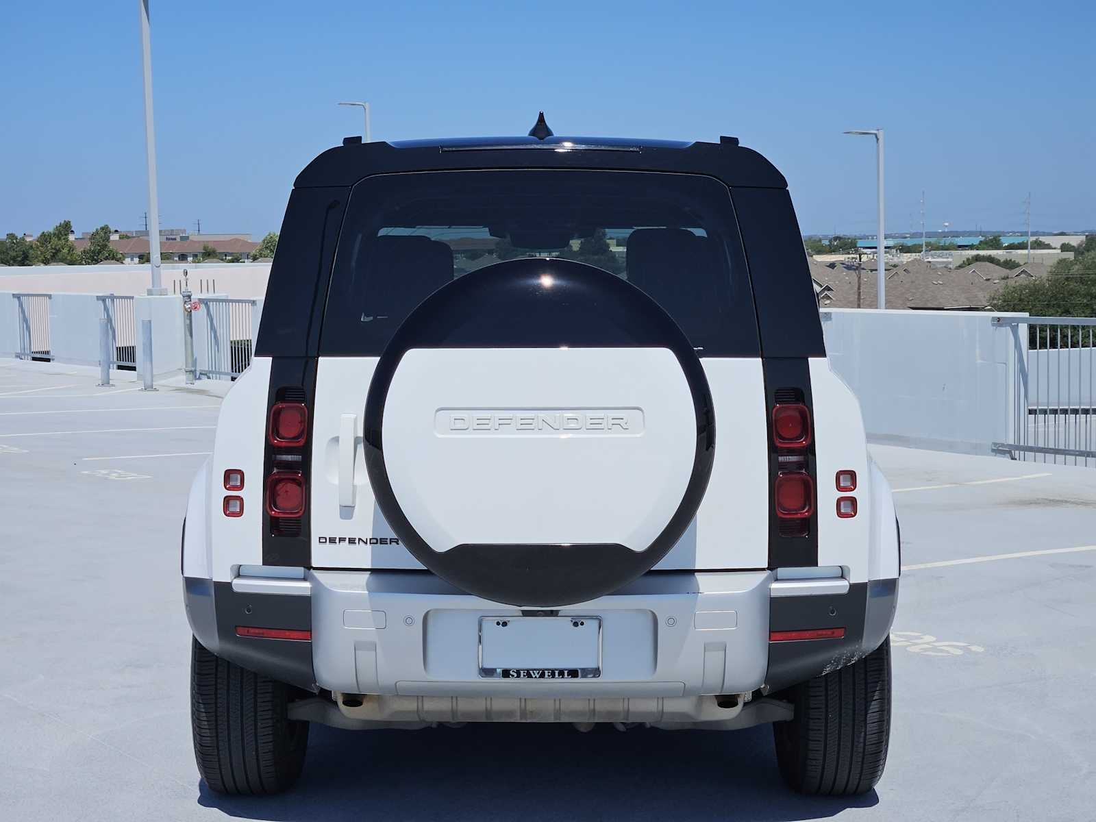 Certified Used 2025 Fuji White Land Rover S image 6
