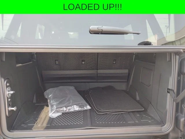 Certified Used 2024 Gray Metallic Ford Wildtrak image 18