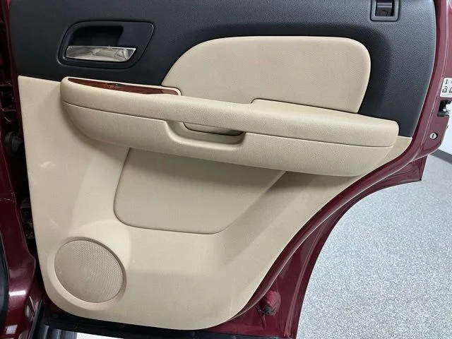Used 2008 Red Chevrolet LTZ image 49