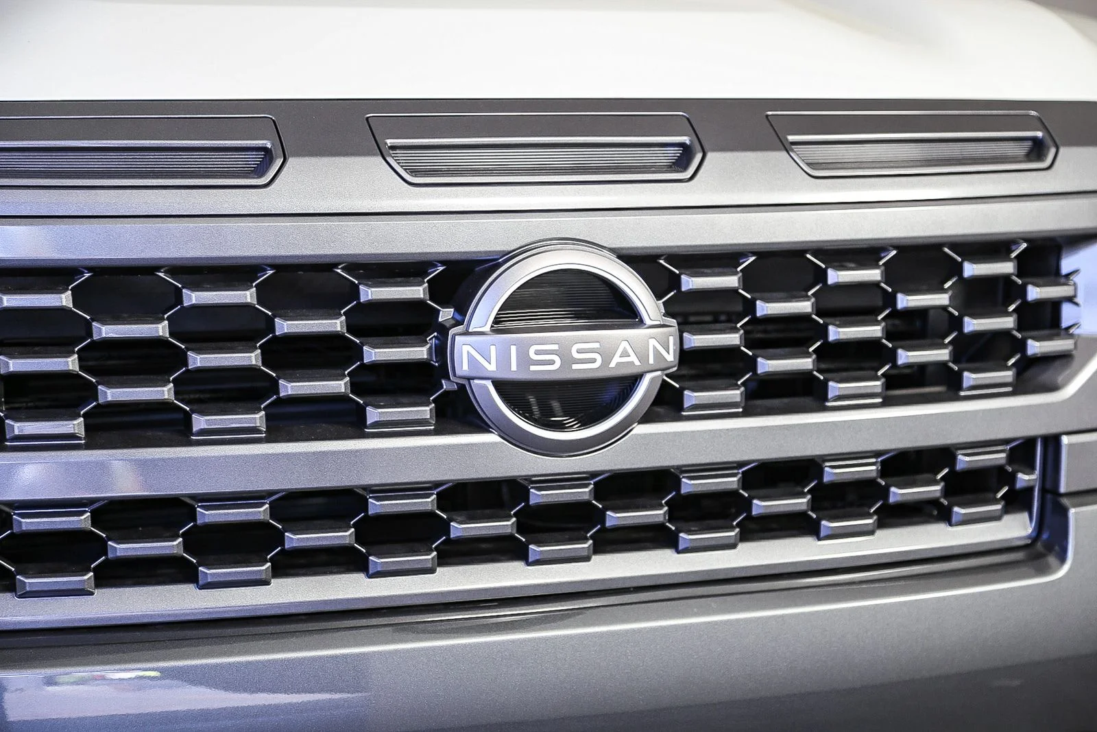 New 2025 White Nissan SV image 3