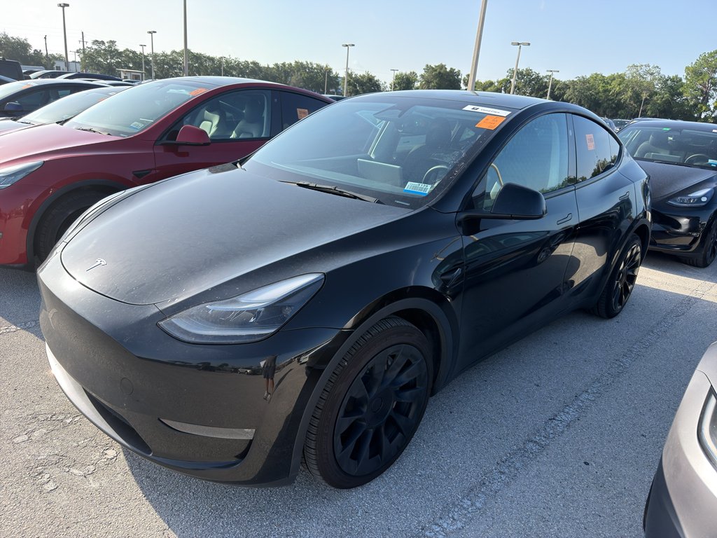 Used 2023 Solid Black Tesla Long Range image 2