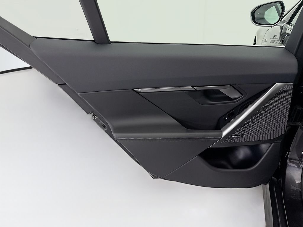 2026 BMW i5 40 - Photo 25