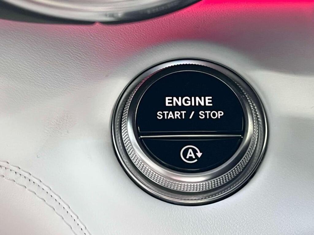 New 2026 MANUFAKTUR Garnet Red Metallic (Red Ambiance) Mercedes-Benz Maybach SL 680 Monogram Series image 38