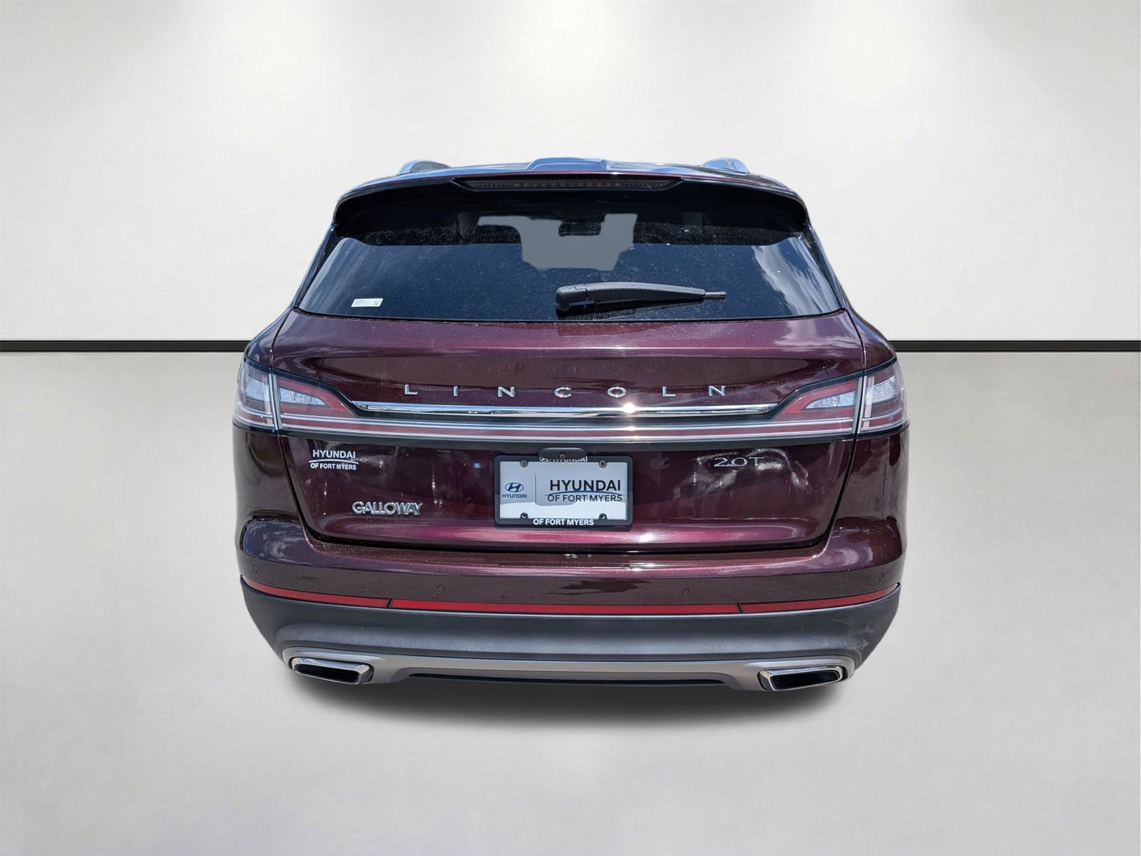 Used 2019 Burgundy Velvet Metallic Tinted Clearcoat Lincoln Black Label image 5