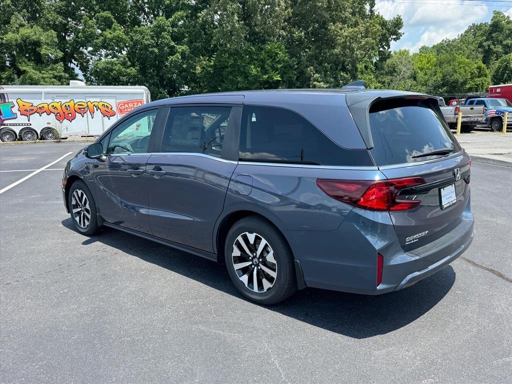 New 2026 Smoke Blue Pearl Honda EX-L image 4