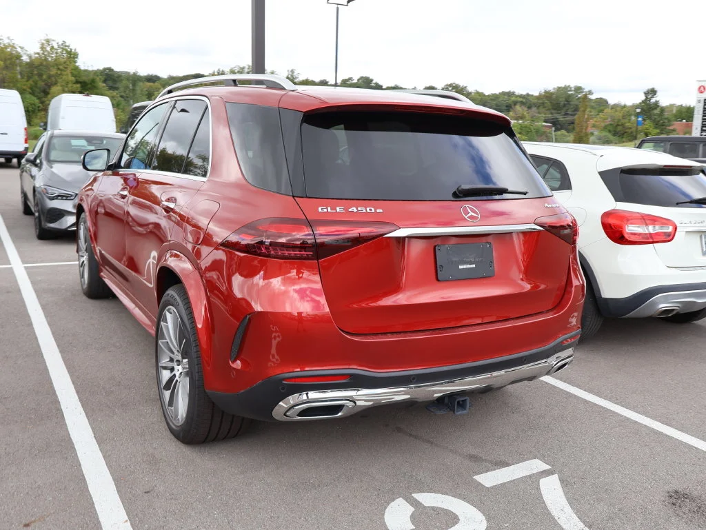 Used 2024 Red Mercedes-Benz GLE 450e image 11