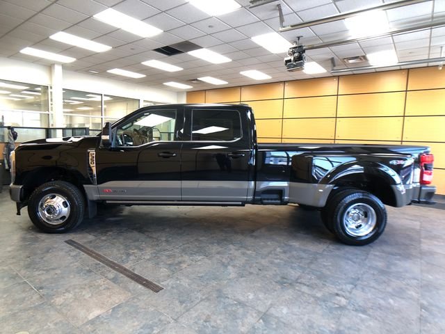 New 2026 Agate Black Metallic Ford F-350® King Ranch® image 4