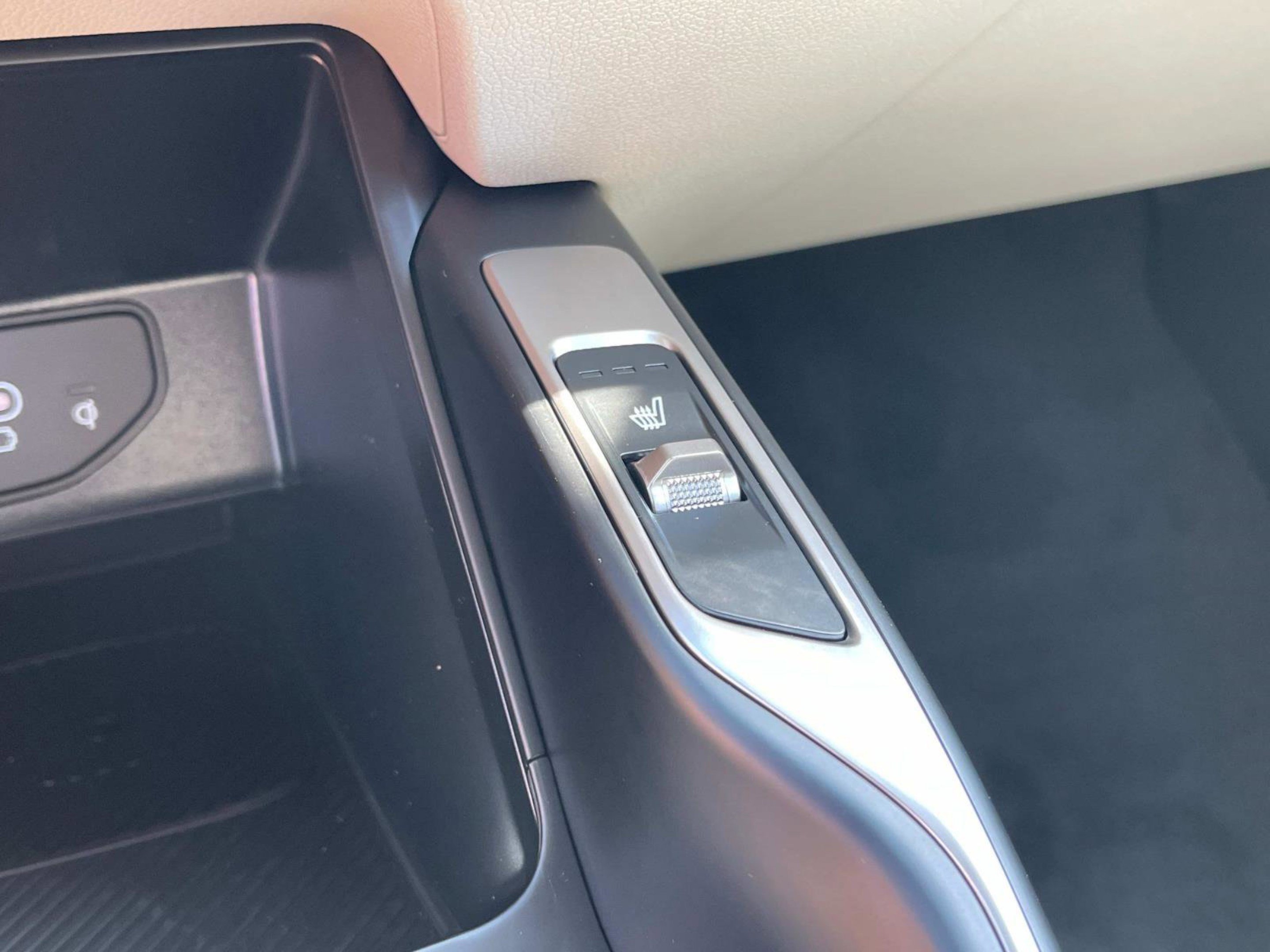2026 Kia Sorento EX - Photo 29