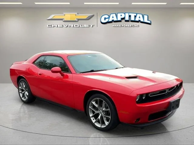 Used 2020 Red Dodge SXT image 7