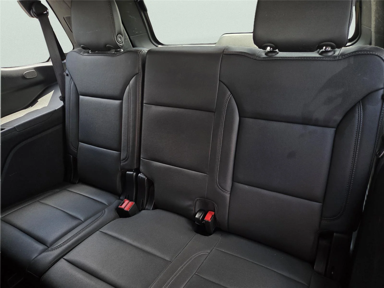Used 2024 Silver Sage Metallic Chevrolet LT image 20