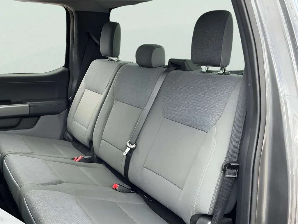 Used 2025 Gray Ford XLT image 15