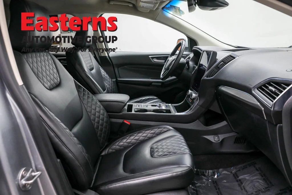 Used 2024 Silver Ford Titanium image 24