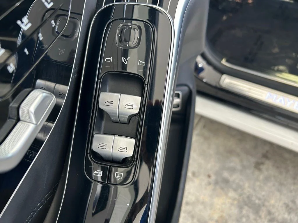 Used 2021 White Mercedes-Benz Maybach S 580 image 41