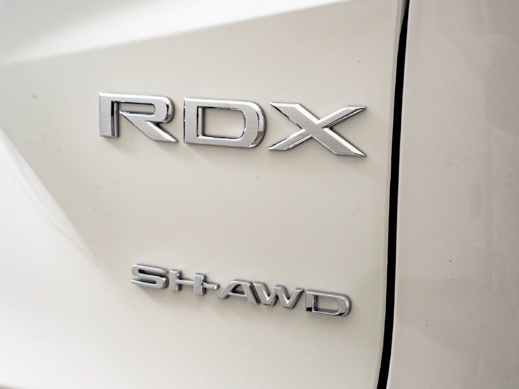 Used 2026 Platinum White Acura Advance Package image 17