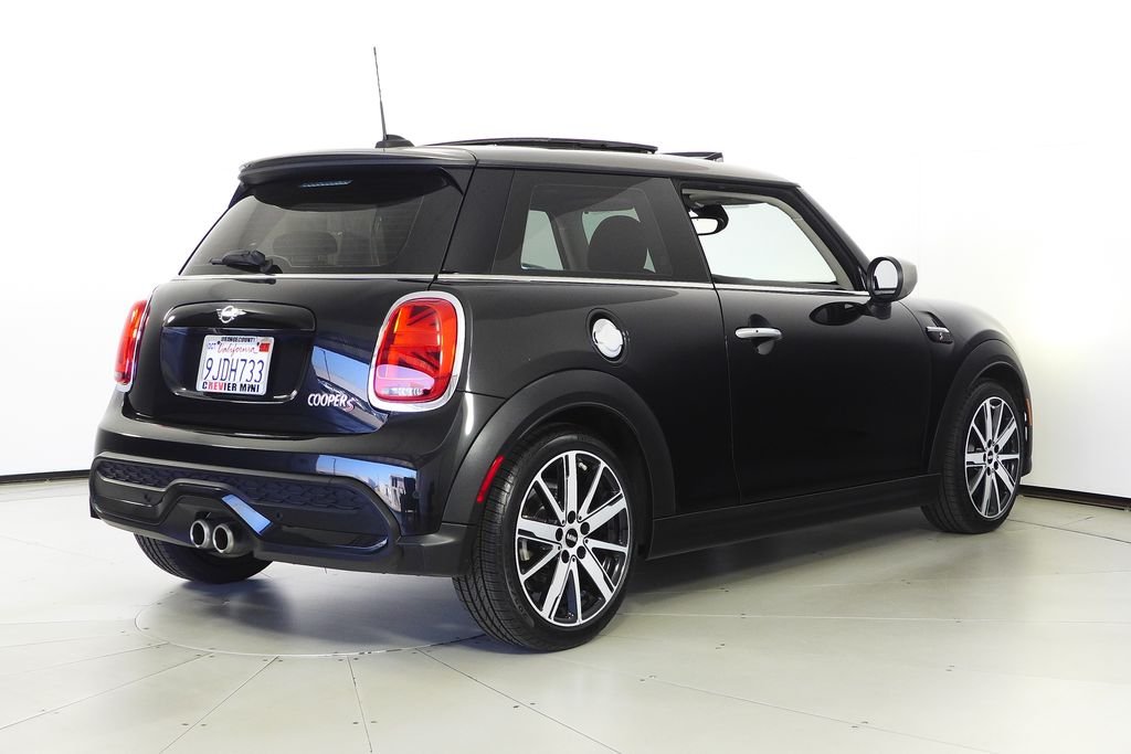 Used 2024 Midnight Black MINI Signature image 7