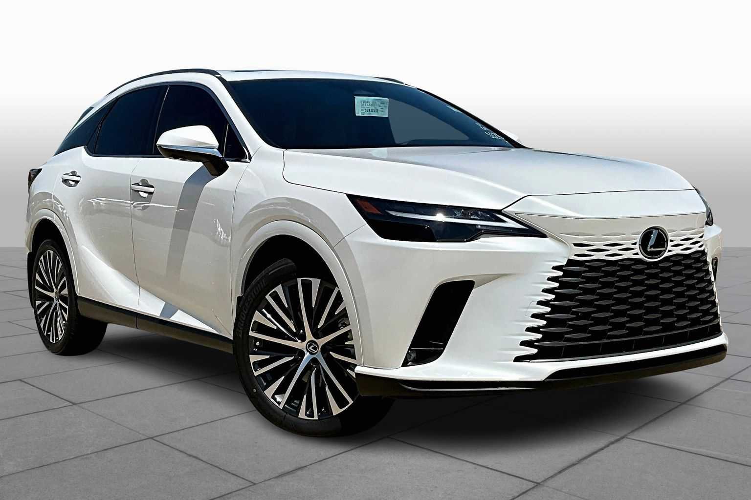 Used 2025 Eminent White Pearl Lexus Premium Plus image 2