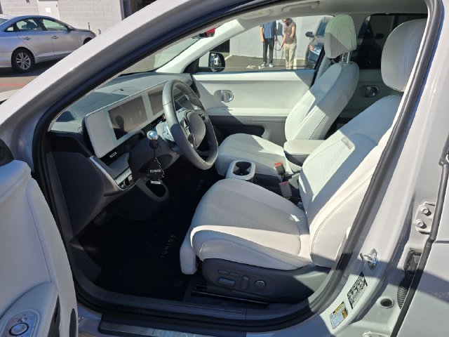 2024 Hyundai IONIQ 5 Limited - Photo 20