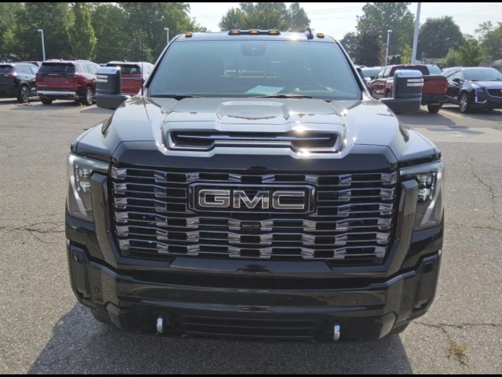 Used 2026 Onyx Black GMC Denali Ultimate image 2