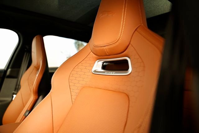 2026 Jaguar F-Pace R-Dynamic S - Photo 24