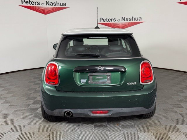Used 2019 British Racing Green Metallic MINI Signature image 9