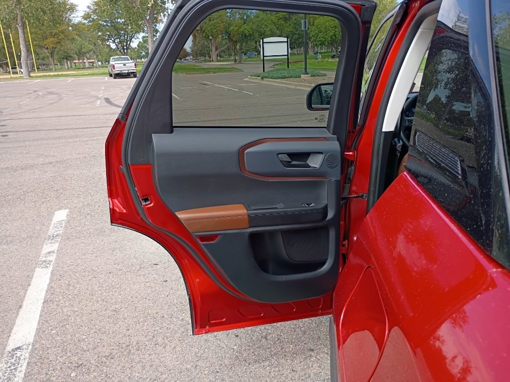 Used 2022 Hot Pepper Red Tinted Clearcoat Ford Outer Banks image 17