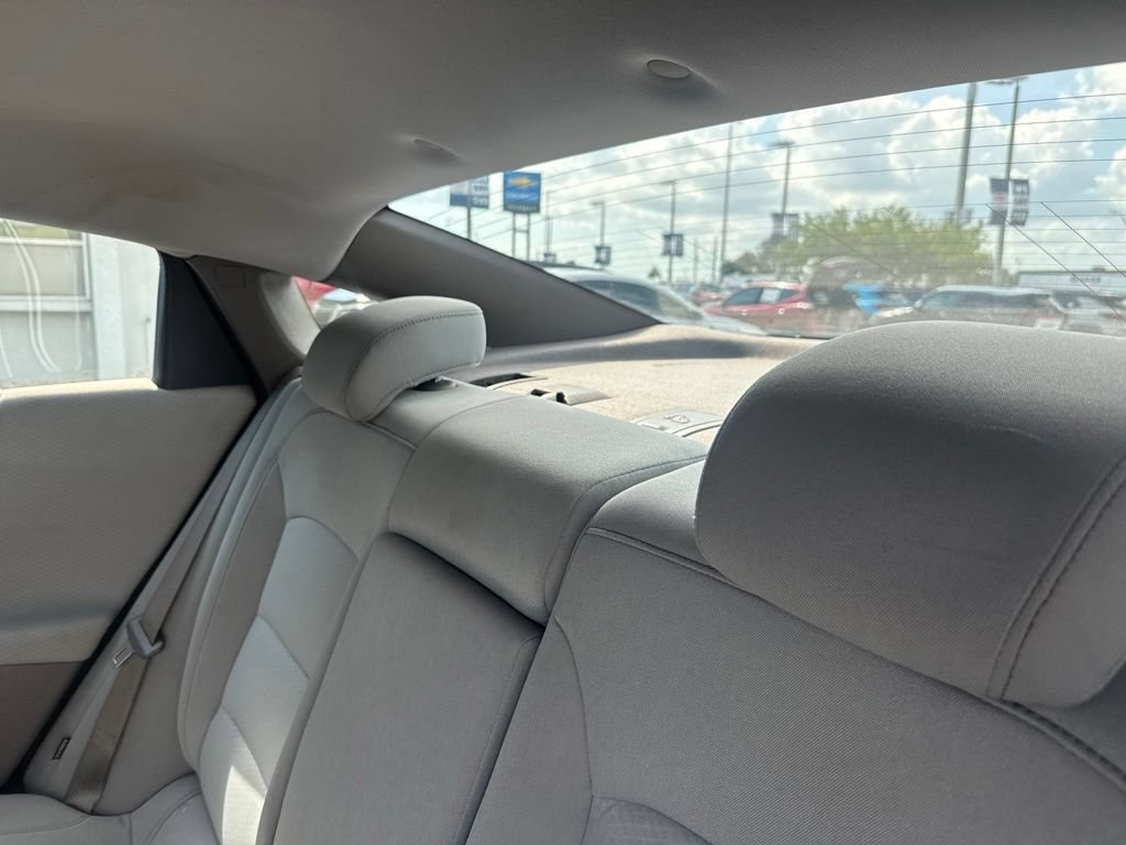 Used 2022 Mosaic Black Metallic Chevrolet LT image 10