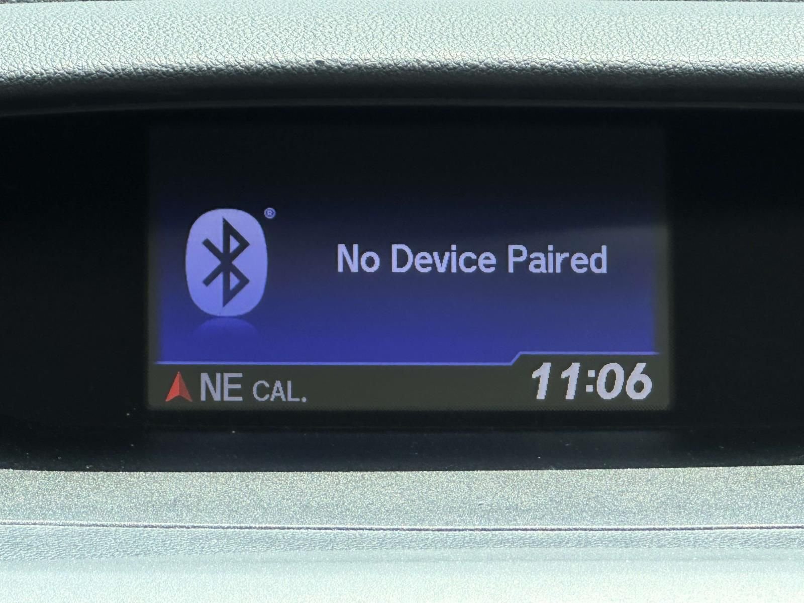 Used 2014  Honda LX image 5