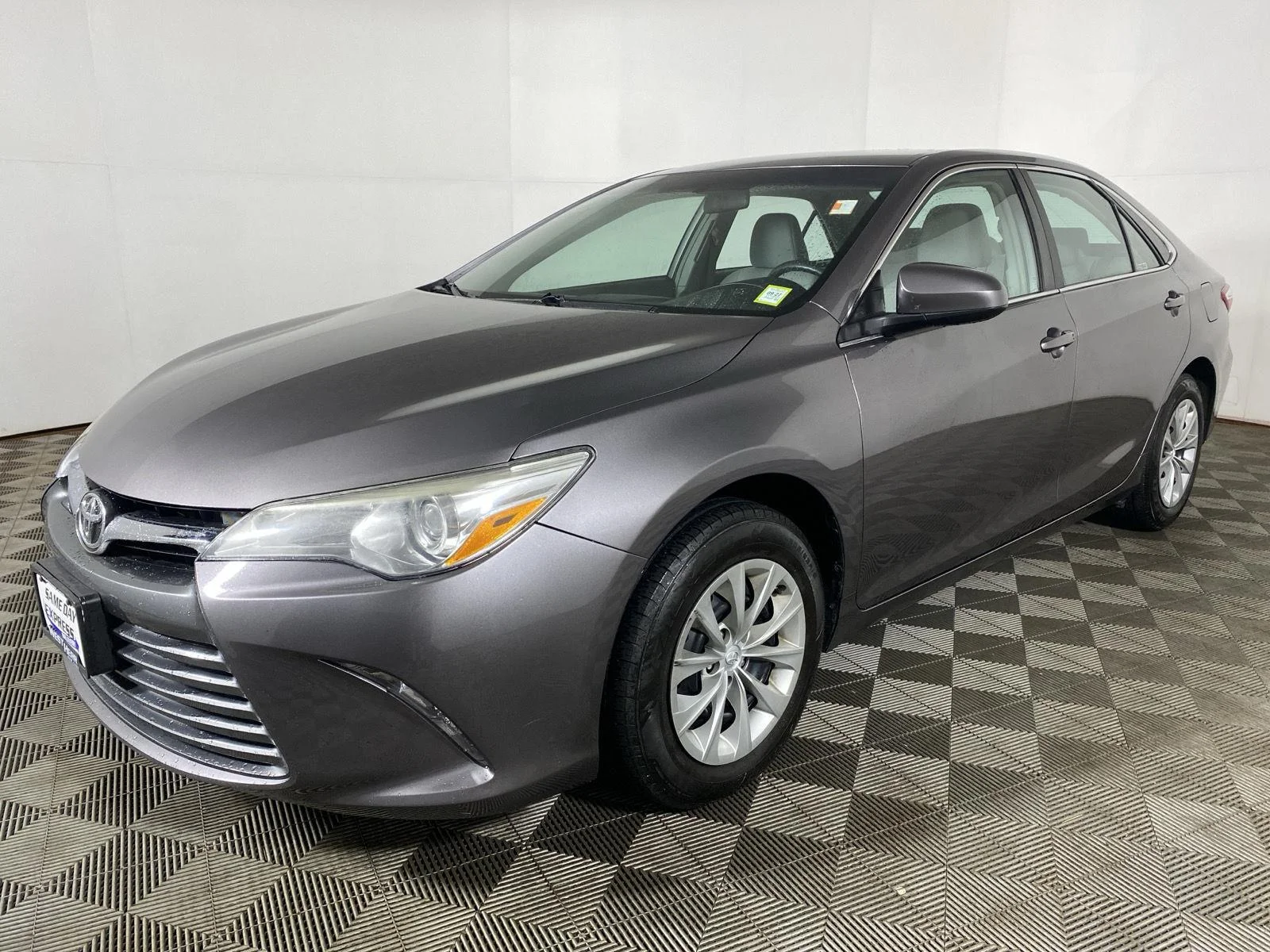 Used 2017 Predawn Gray Mica Toyota LE image 3